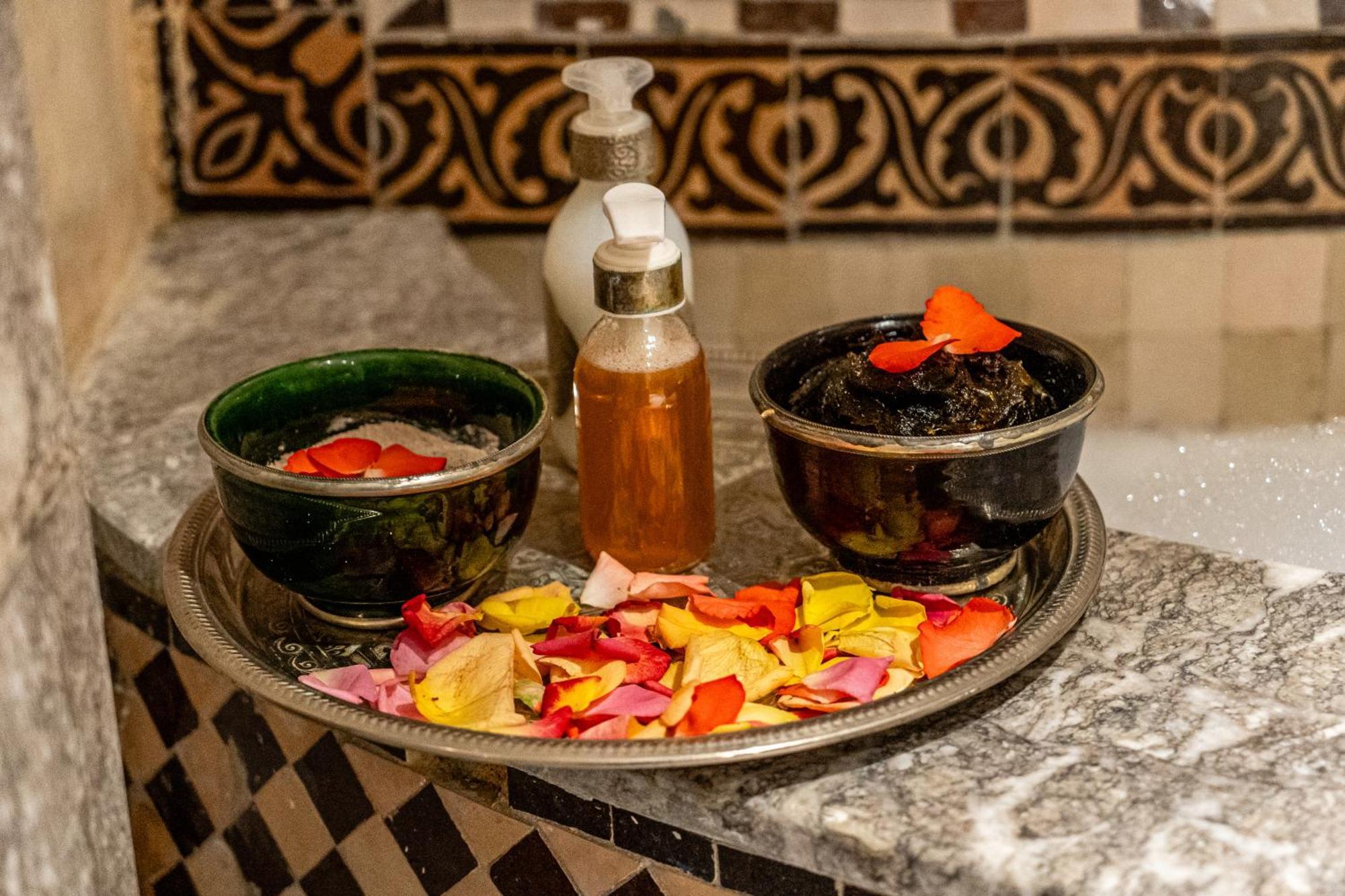 Riad Bibazia Marrakesh Bagian luar foto